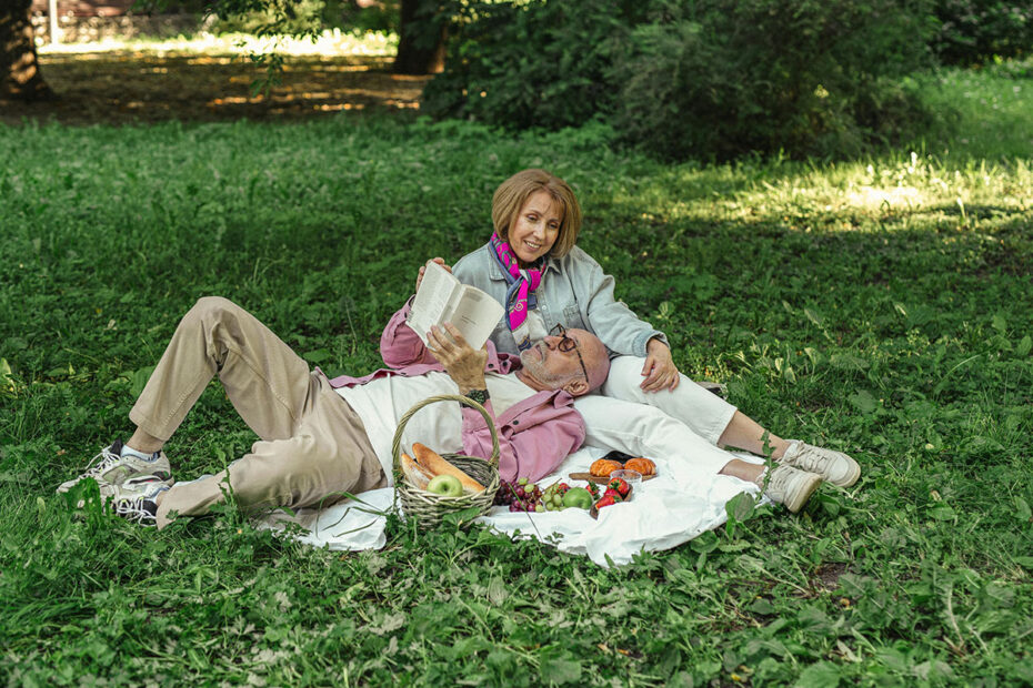 Couple enjoying rest during a summer picnic